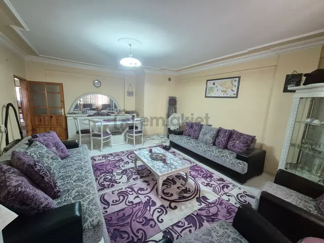 Prestij'den Cumhuriyet'te Geniş Oturum Tertemiz 3+1 Daire 4