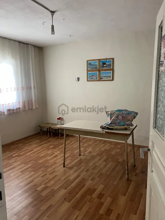 Yeşilyayla Mahallesinde 138 M2 Tek Katlı Müstakil Ev 2