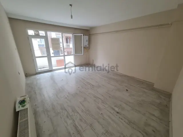 Veyisoğlu Satıyor | Yeni Tadilatlı, Merkezi Konumda 2+1 Dairemiz 2