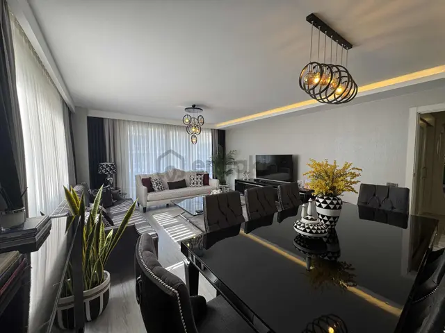 Remax Mahmut Bekdemirden Beylikdüzü Kalekent 2 Lüks 3+1 Daire 4
