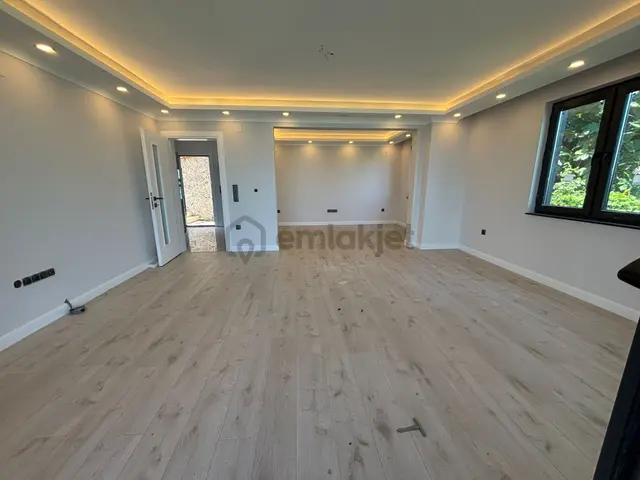 Deha Emlaktan Satılık 2 Tane Villa Akçaabat Özmersin 3