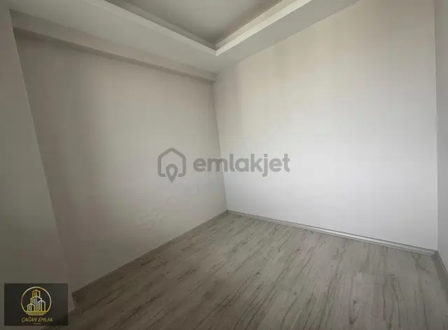 Balkonlu 20.000 Tl Kiracılı Sıfır Satılık Fırsat Daire 4