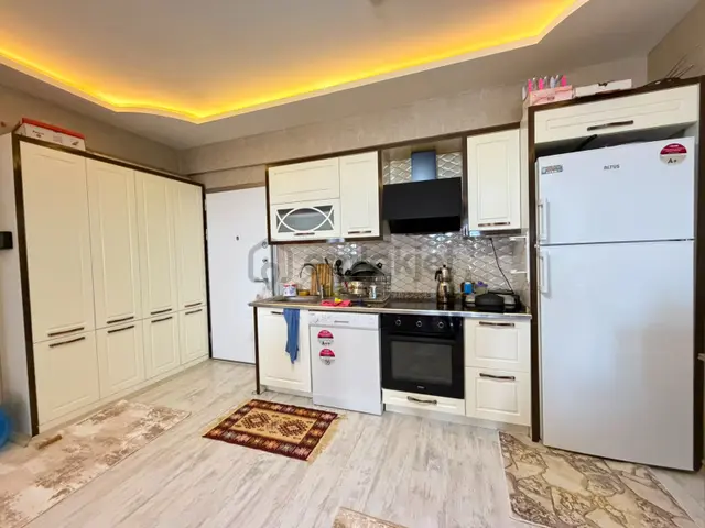 Güzelyurt Mah Aradığınız Geniş 1+1 Havuzlu Eşyalı Satılık 5