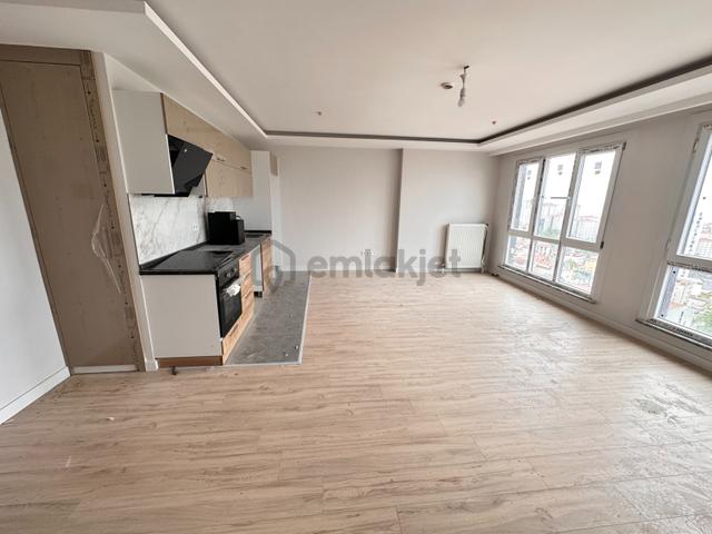 Kartal 1+1 Satılık 16.kat Harika Deniz Ve Adalar Manzaralı 3