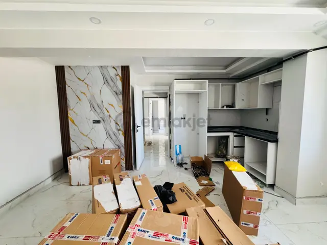 Güven'den Sınırsız Kredi İmkanlı,k.otoparklı Ön Cephe 2+0 Daire 4