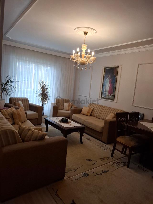 Merkezi Konumda Temiz Kiralık Daire 2
