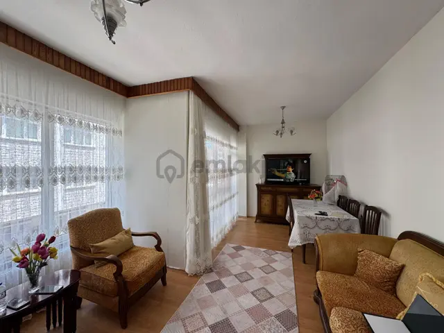 Altın Emlak Giresun'dan Merkezde Eşyalı 2+1 Kiralık Daire 2