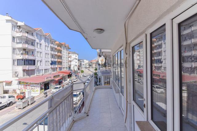 Kuşadası Merkezde Ana Yola Yakın 3+1 Geniş Daire 5