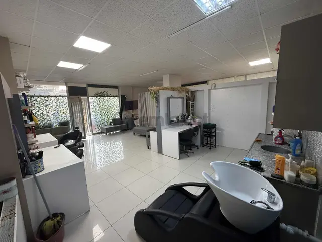 Çakmak Cadde Üstü Kiralık 260 M2 Köşe Dükkan Ofis 5