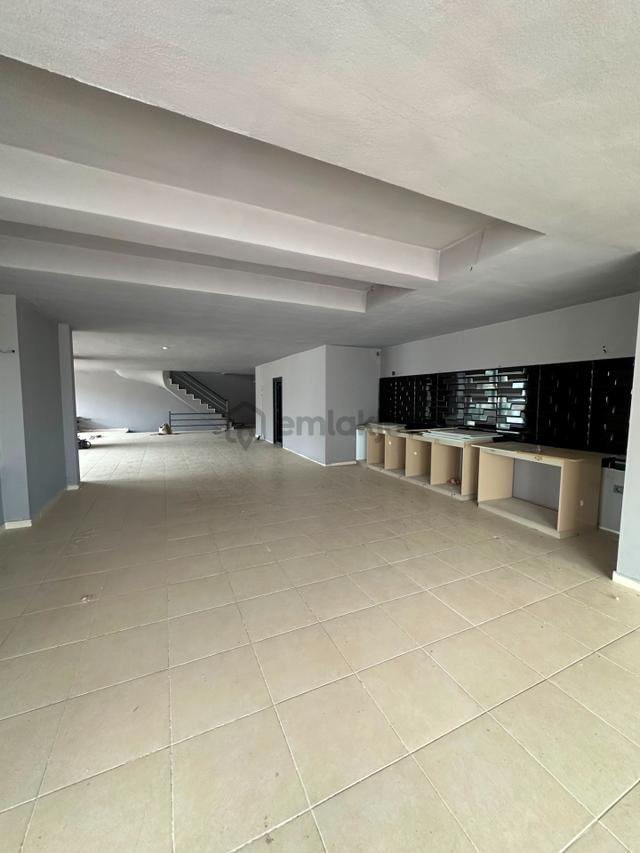 Kepez Devlet Hastanesine Komşu 1.000 M2 Kiralık Dükkan 4
