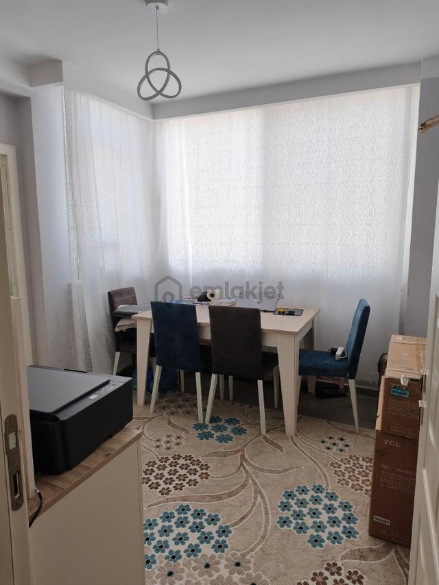Her Kat Tek Daire 7 Katlinin 6. Katı 4