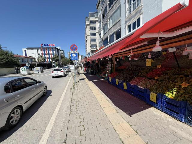 █ Atakent Kavşağı / Caddeye Cephe / Bos Veya Dolu Devir İmkanı █ █ Atakent Kavşağı / Caddeye Cephe / Bos Veya Dolu Devir İmkanı █