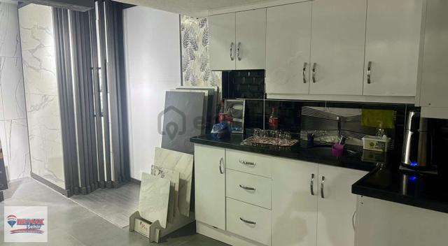 Yalova Merkezde Satılık Dükkan 5