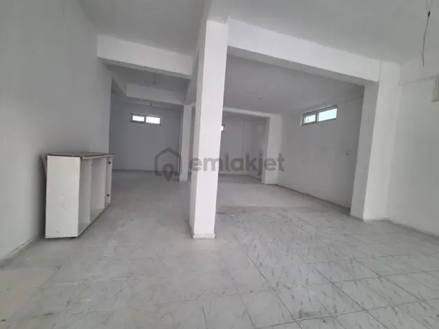 Akçay Yasa Arkası 170 M² Kurumsala Uygun Satılık İş Yeri 5