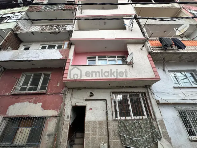 Tuncay'dan Şişli'de Trump Avm'ye 15 Dk Mesafede 1+1 Giriş Kat Tuncay'dan Şişli'de Trump Avm'ye 15 Dk Mesafede 1+1 Giriş Kat