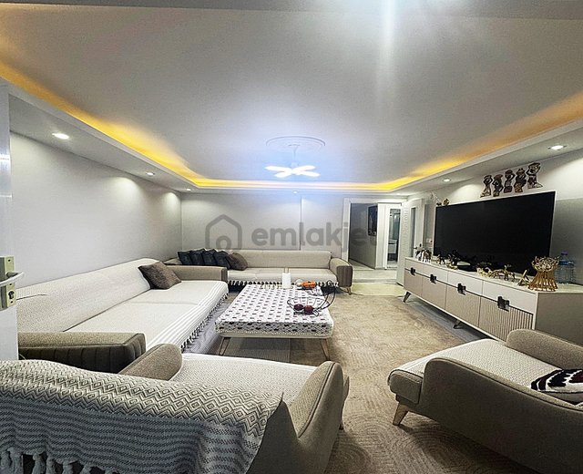 Metrobüse 15 Dk 1 Katında Otur Diğerini Kiraya Ver! 4+2 Dubleks Metrobüse 15 Dk 1 Katında Otur Diğerini Kiraya Ver! 4+2 Dubleks