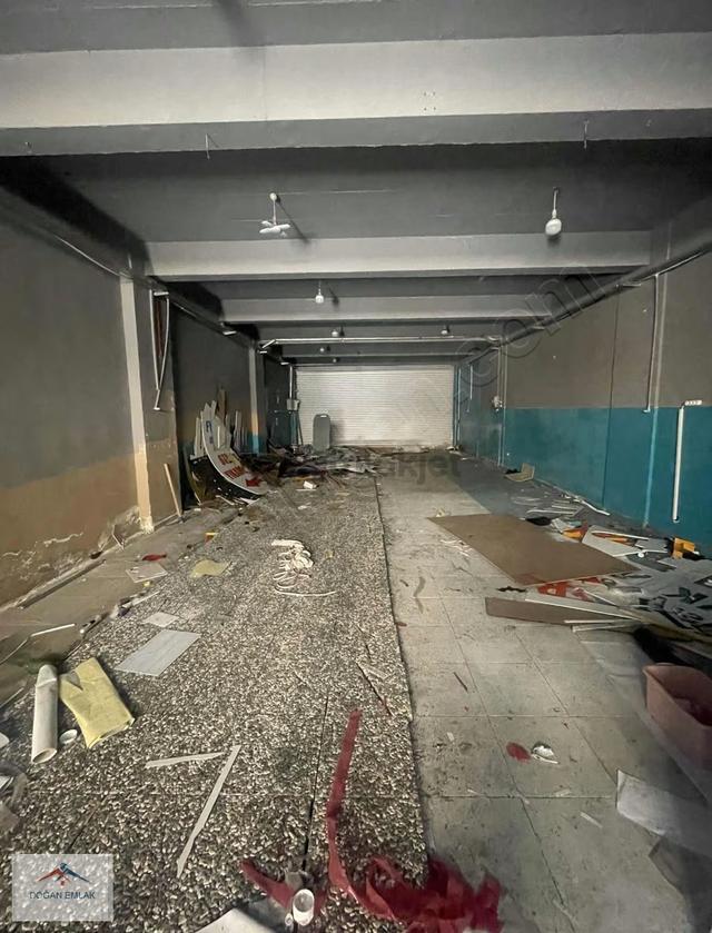 Manisa Yunusemre Tekstilciler Sitesinde Kiralık 250m2 Dükkan 4