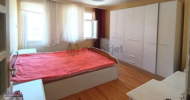 Mevlana Mahallesinde Dere Yapı Triplex Villalarında 250 M2 Arsası İçinde 100 M2 Müstakil Bina 3
