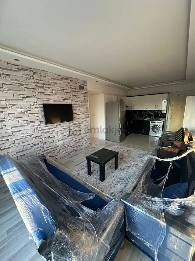 Üniversite Civarında 2+1 Kiralık Sıfır Eşyalı Stüdyo Daire Cam Balkonlu 3