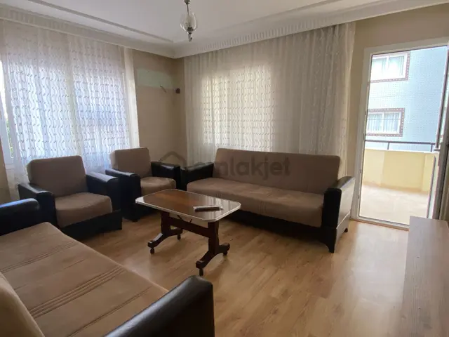 Adana Çukurova Yurt Mahallesinde Türkan Saylan Parka Yakın Eşyalı Kiralık 3+1 Fırsat Daire 2