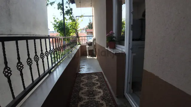 Re/max Land'den Gündoğdu Mahallesinde 4 Kat İmarlı Satılık Bina 2