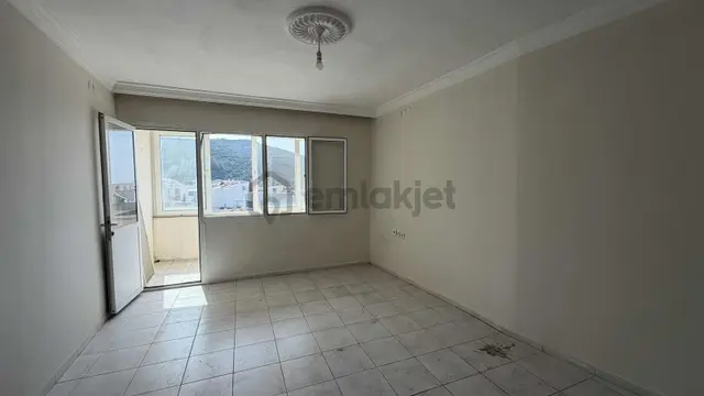 Pascha Emlak'tan Güzelçamlı'da Ayrı Mutfak Satılık 2+1 Daire 2