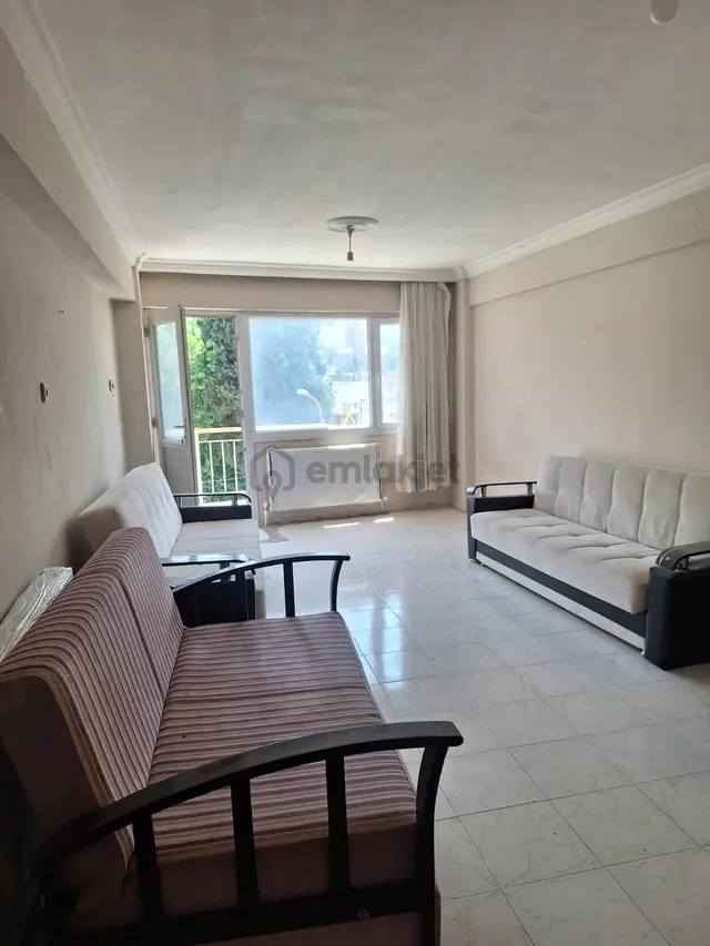 Buca Hasanağa Bahçesi Yakını Adatepe Mah.de 2+1 95m2 D.gazlı Kiralık Daire 2