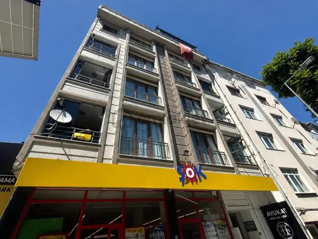 Gökay Emlaktan Merkez Cami Yakını 2+1 Daire 3 Kat 2