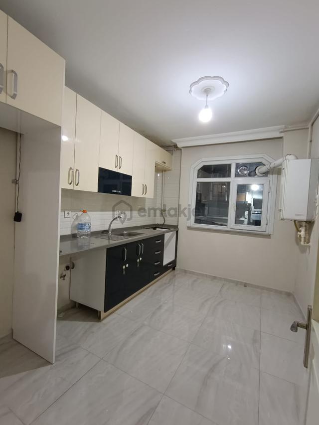 Merkezi Konumda I Komple Yenilenmiş I Geniş Balkonlu | 110 M2 5