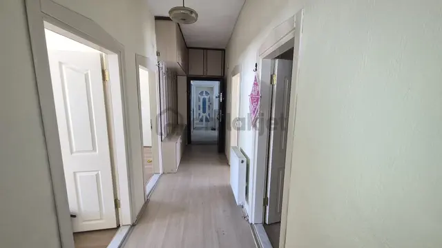 ***emin Emlak Satıyor..** **emin Emlaktan Ahmet Yesevi Mahallesinde Fırsat Satılık 3+1 Daire ***🏠 4
