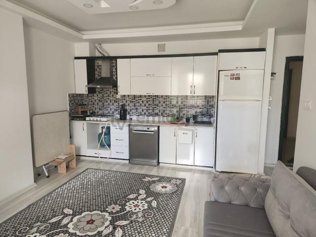 Karatas Merkezde Kule Otel Arkasinda Lux Esyali Yeni Bakimlı Satlik 1+1 Rezidans 3