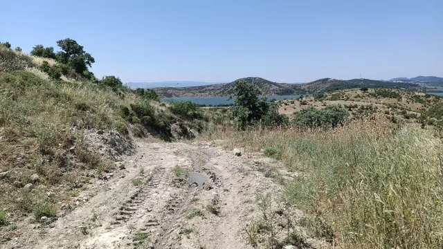 Baraj Manzaralı 7200 M2 Tarla 3