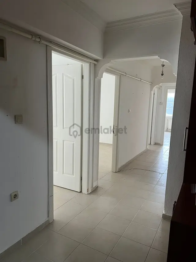 Çanakkale Merkez Site İçi Kiralık 3+1 Daire 3