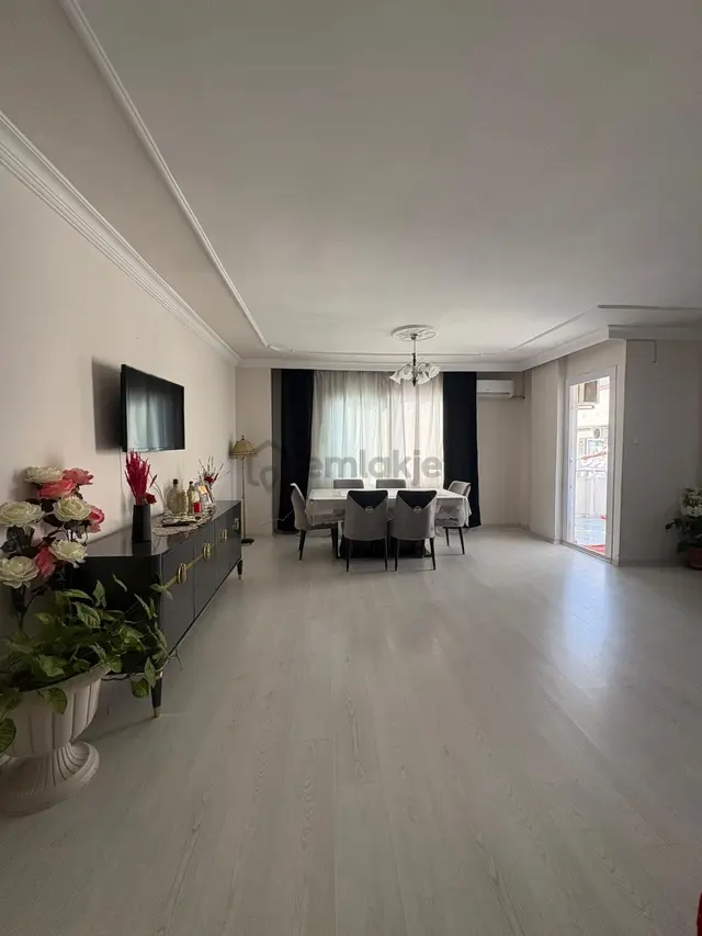 **nova** Aydınlıkevler Mah. Nevit Kodallı Cad. 3+1 Satılık Daire 2