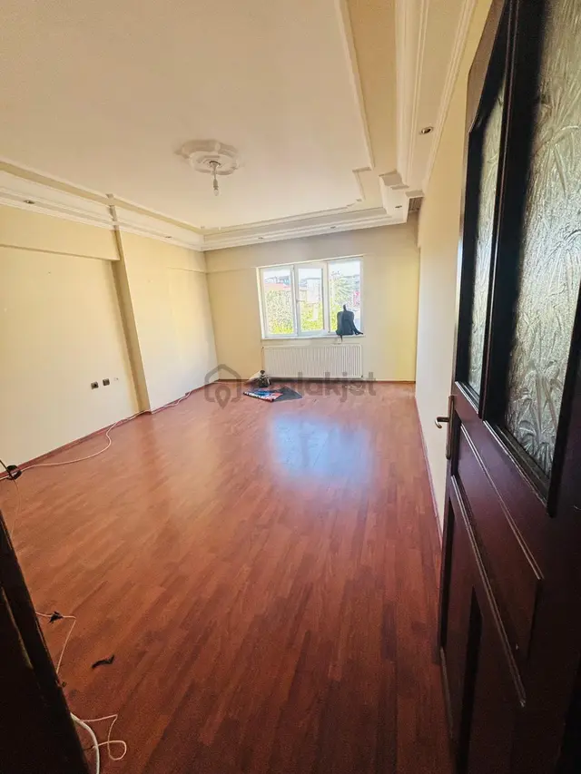 Derince 60 Evlerde Kiralık 2+1 Daire 4