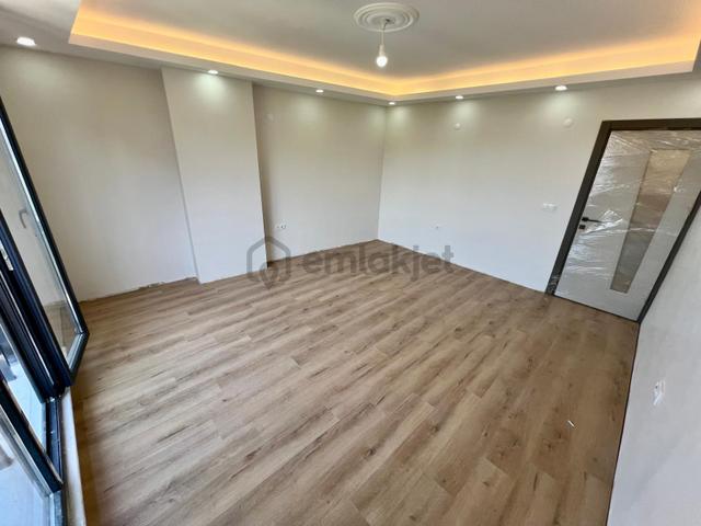 Seba'dan Tevfikbey Mh 2+1 90m2 Otoparklı Yerden Isıtmalı Arakatt 4