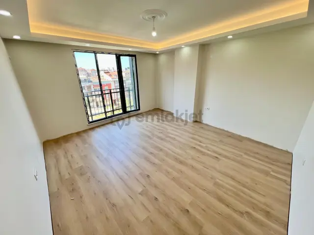 Seba'dan Tevfikbey Mh 2+1 90m2 Otoparklı Yerden Isıtmalı Arakatt 1