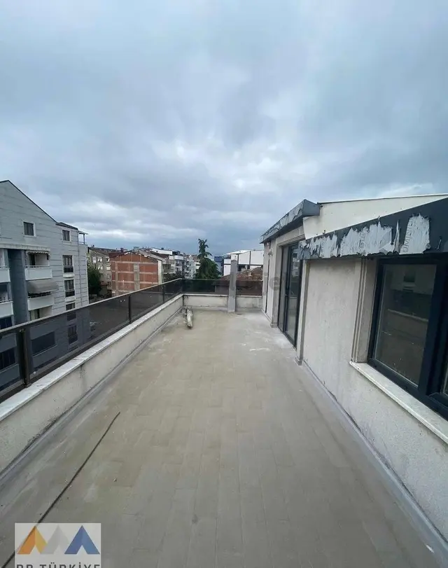 Gebze Osman Yılmaz Mahallesi'nde Satılık 4+1 Dubleks | 220 M² Gebze Osman Yılmaz Mahallesi'nde Satılık 4+1 Dubleks | 220 M²