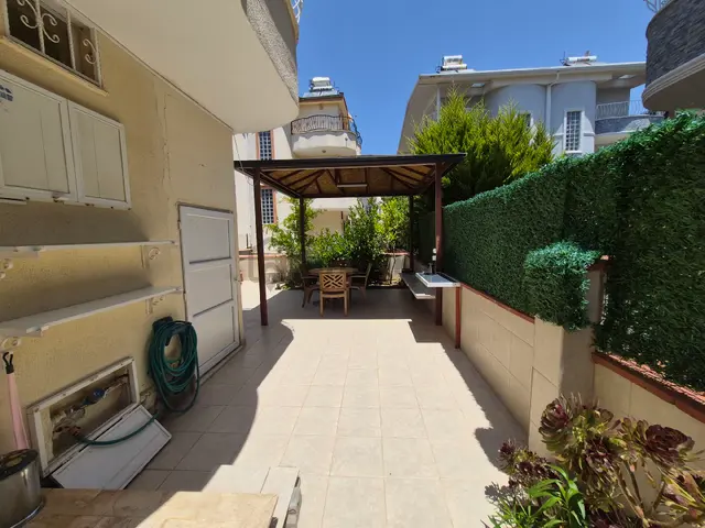 Didim De Satılık Altınkum Mahallesinde Yeşilkent Te 3+1 Tripleks Villa 3