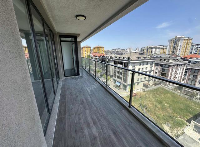 Azur Marmara Sitesi'nde Vatandaşlığa Uygun 4+1 Deniz Manzaralı 4