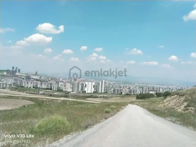 Bağlıca Mavi Ev Sitesinde Natamam 6+2 Satılık Müstakil Villa 5