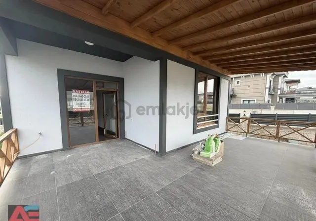 Bahçelievler’de 345 M² Arsa İçerisinde Sıfır Lüks Villa 3