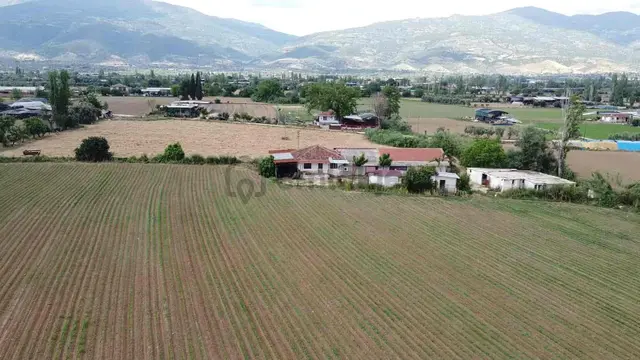 İzmir Kiraz Şemsilerde Satılık Ev Ve Tarla İzmir Kiraz Şemsilerde Satılık Ev Ve Tarla