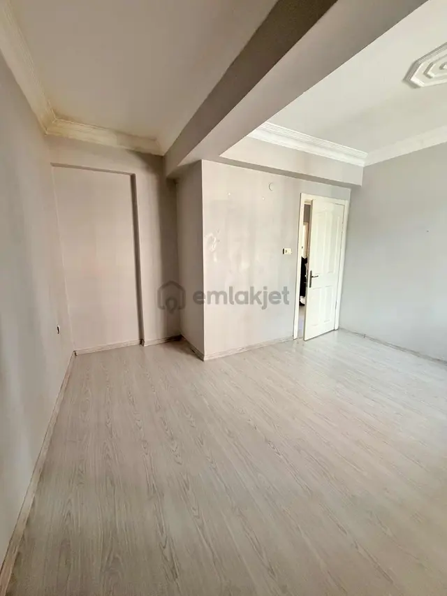 Familyadan Vialand Yakını 2+1 Balkonlu 90m2 Yüksek Giriş Daire 3