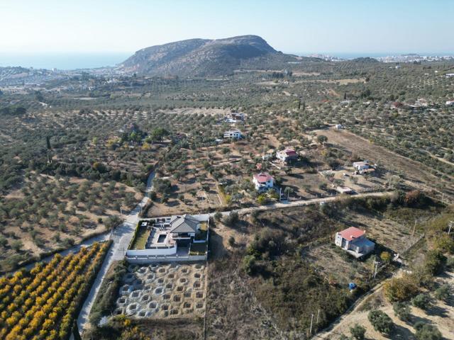 Kuşdasında Malikane İmarlı Arsa 4
