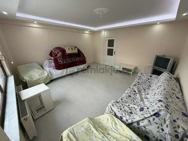 Emek Mah. Cadde Üzeri 3+1 140m2 Daire 2