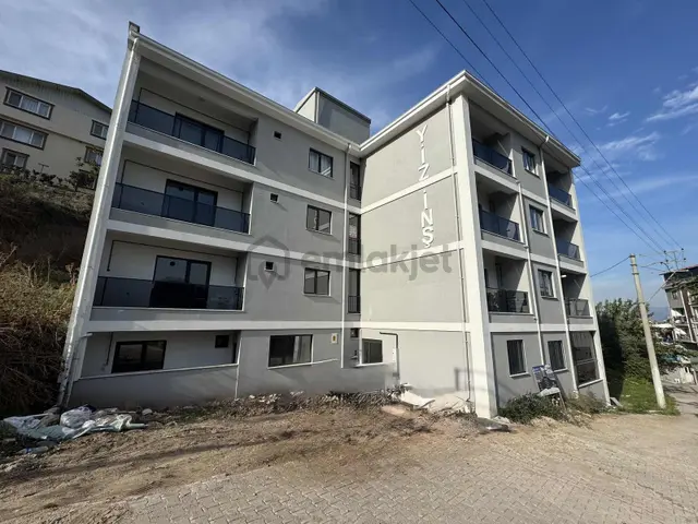 Kurşunlu'da Satılık 1+1 Sıfır Daire Sahile Yürüme Mesafesinde 1