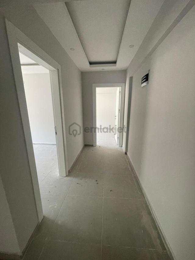 Denize Sıfır Konumlu Full Donanımlı Site İçi 2+1 Daire 5