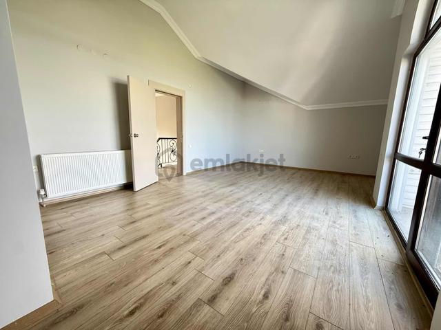 Incek Göl Konakları Kiralık Gwniş Bahçeli Villa 5