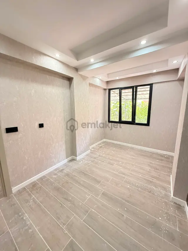 Manisa Alaşehir Alper Gayrimenkulden Fatih Mah.a.mutfak Kilerli Sıfır 2+1 Daire 2